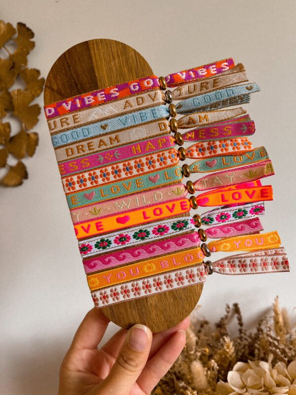 Bracelet ruban - bracelet good vibes - good vibes - bracelet retro - bracelet hippie - bracelet bohème - wild louve - bracelet surf - surfeur - bijou surfeur - bracelet surfeur