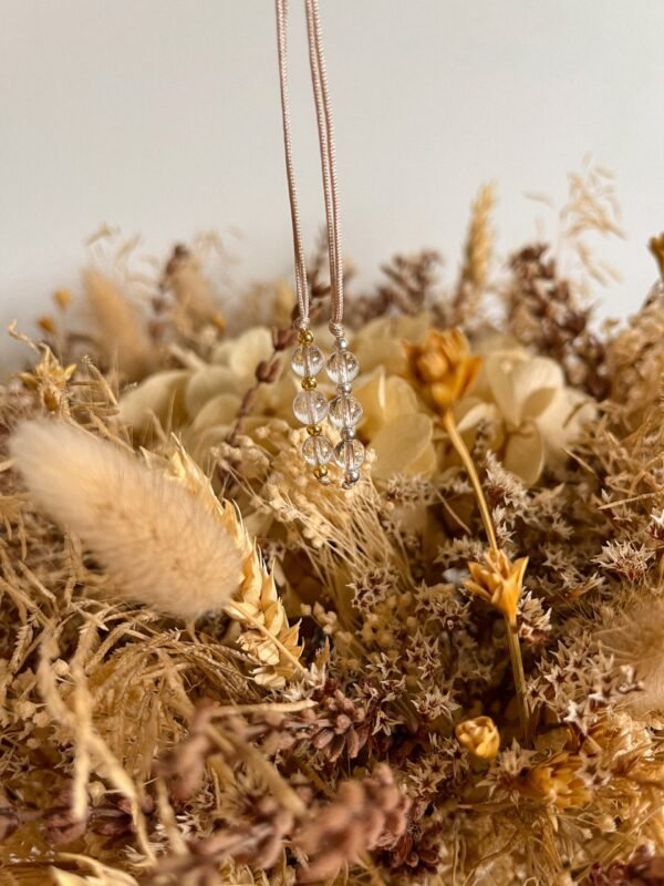 Bijou de téléphone - bijoux de téléphone - bijoux de sac -suspension - porte clés - pierre naturelle - pierre cristal de roche - lithothérapie - pierre naturelle cristal de roche - pierre précieuse - wild louve - hippie - bohème