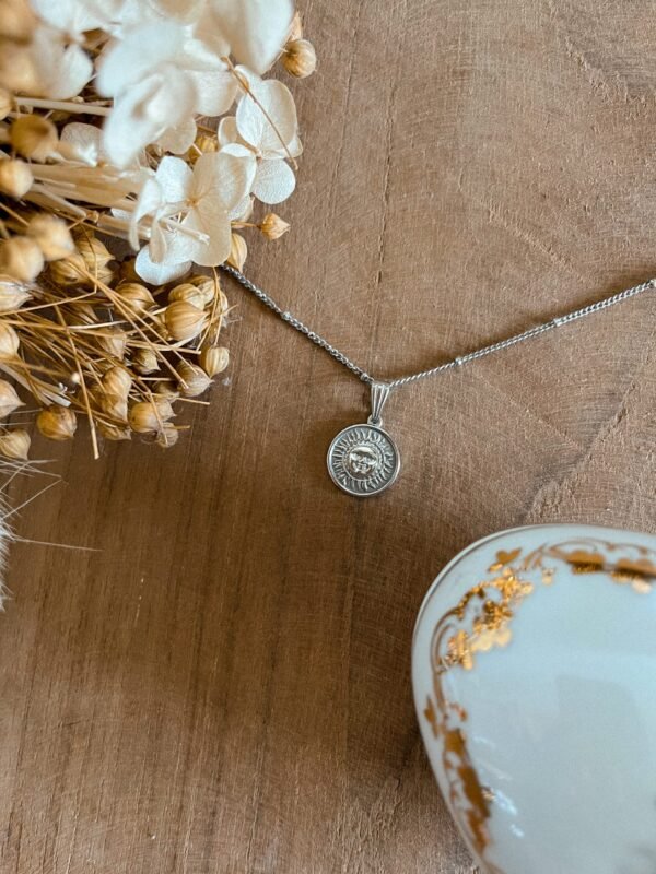 Collier - collier acier inoxydable doré - collier soleil - collier lune - spiritualité - bijoux spirituels - pierre naturelle - lithothérapie - vertus des pierres - style hippie - bohème - hippie