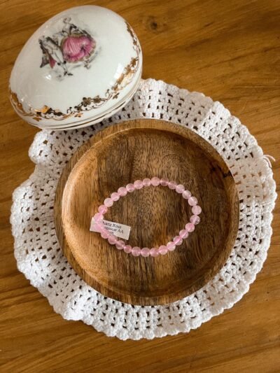 Bracelet quartz rose - bracelet boule - bracelet boule quartz rose - quartz rose - pierre naturelle - pierre quartz rose - pierre naturelle quartz rose - bracelet pierre - bracelet lithothérapie - lithothérapie - vertus des pierres - bienfaits des pierres - hippie - spirituel - spiritualité - bijoux spirituels