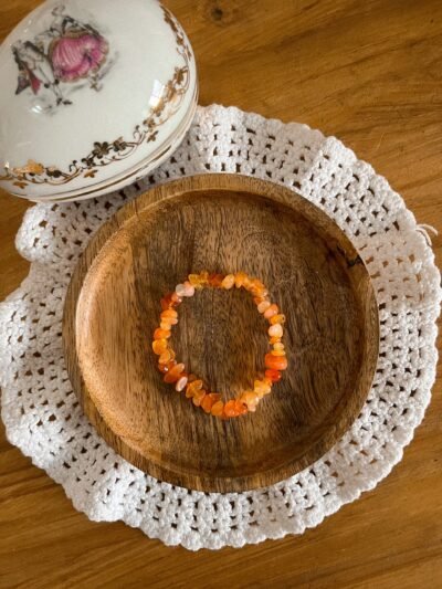 Bracelet cornaline - bracelet baroque - bracelet baroque cornaline - cornaline - pierre naturelle - pierre cornaline - pierre naturelle cornaline- bracelet pierre - bracelet lithothérapie - lithothérapie - vertus des pierres - bienfaits des pierres - hippie - spirituel - spiritualité - bijoux spirituels