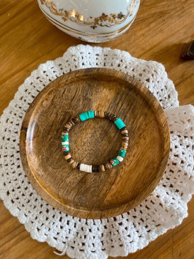 Bracelet surfeur - perle heishi - perle de coco - bracelet perle de coco - bracelet hippie - bracelet surf - surf - surfeur - bijoux surfeur - Wild louve - Bracelet océan - bracelet nature