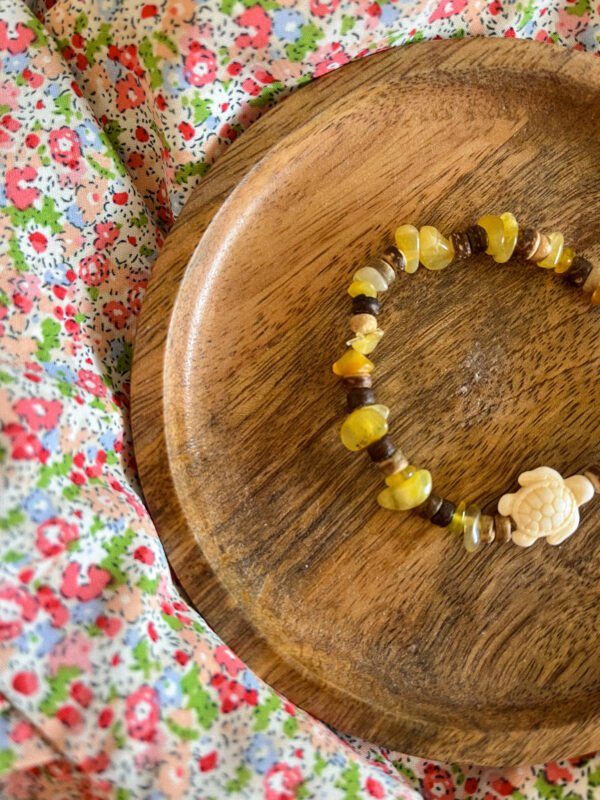 Bracelet nature - Bracelet surfeur - perle naturelle - perle de coco - bracelet perle de coco - bracelet hippie - bracelet surf - surf - surfeur - bijoux surfeur - Wild louve - bracelet nature - bracelet ancrage
