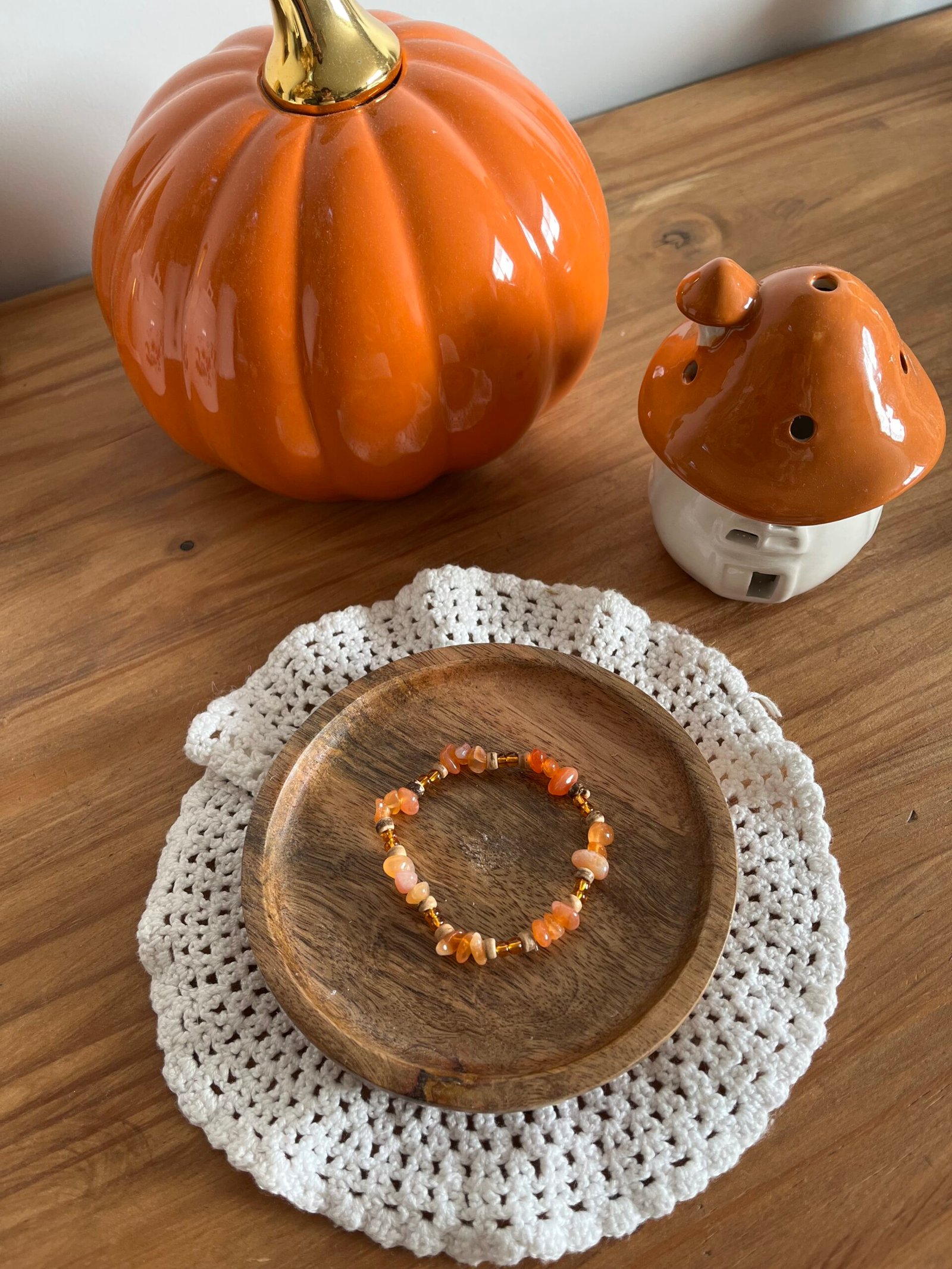 Cornaline - pierre cornaline - collier cornaline - bijou cornaline - Wild louve - pierre naturelle - pierre énergétique