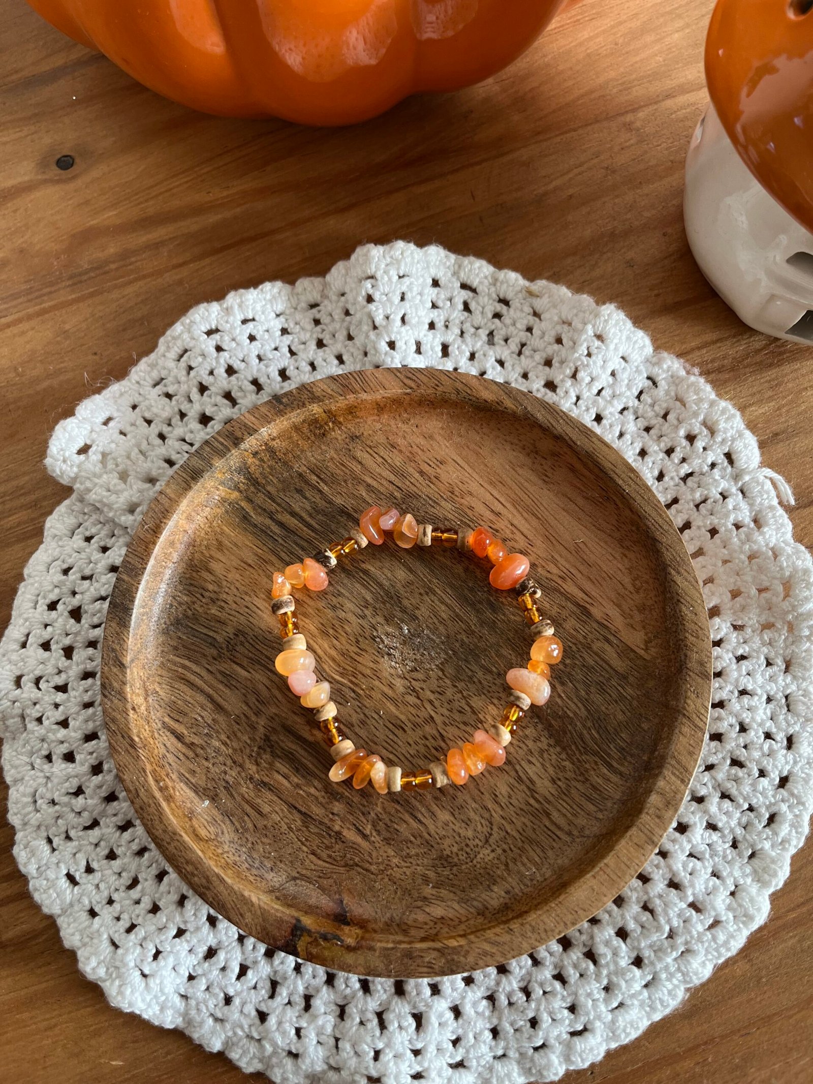 Cornaline - pierre cornaline - collier cornaline - bijou cornaline - Wild louve - pierre naturelle - pierre énergétique